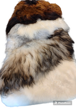 Load image into Gallery viewer, Sheepskin Rug