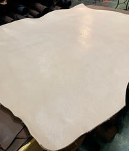 Load image into Gallery viewer, Crafter's grade 9-10 oz Live Oak Double Shoulder