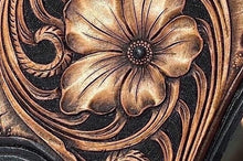 Load image into Gallery viewer, Live Oak Veg-Tan double Shoulders 8-9 oz