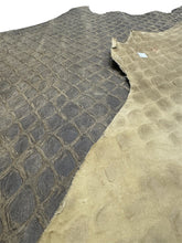 Load image into Gallery viewer, Fish scale double shoulder
