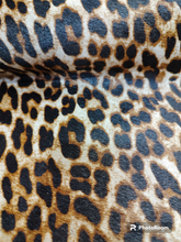 Load image into Gallery viewer, Hair-On Lepard Print Sides

