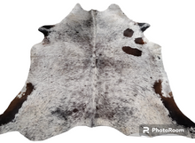 Load image into Gallery viewer, Extra Large Cowhide Rugs
